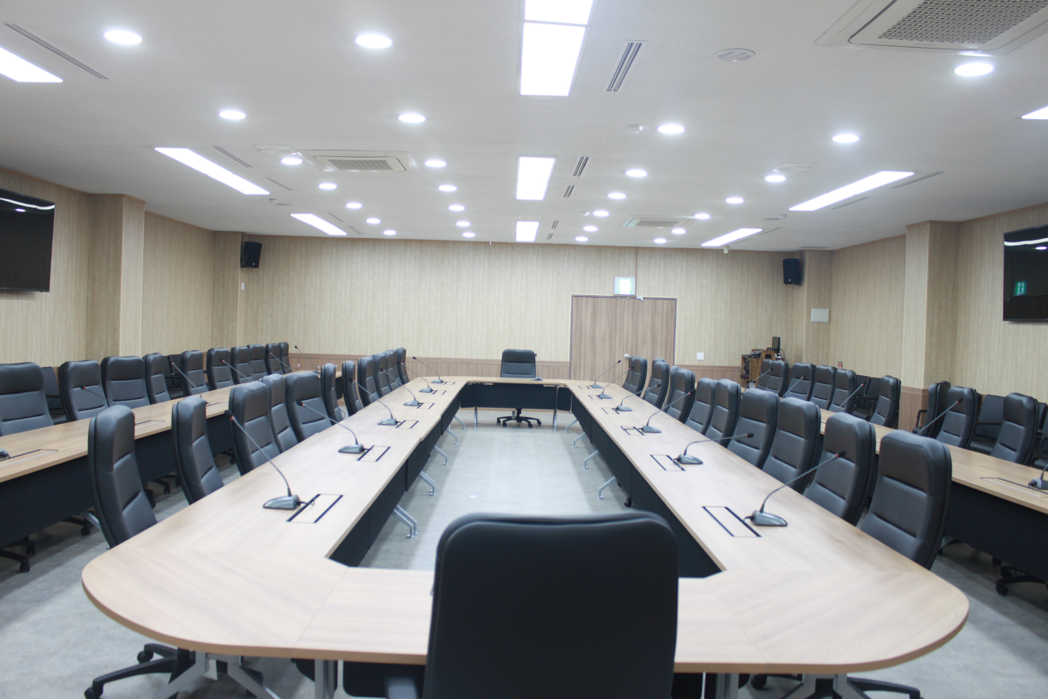 숭산기념관 산학협력 제1세미나실
